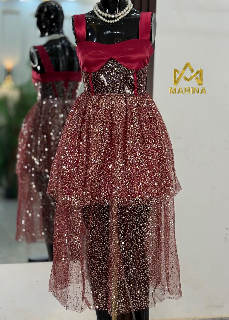 ROBE AUX GENOUX