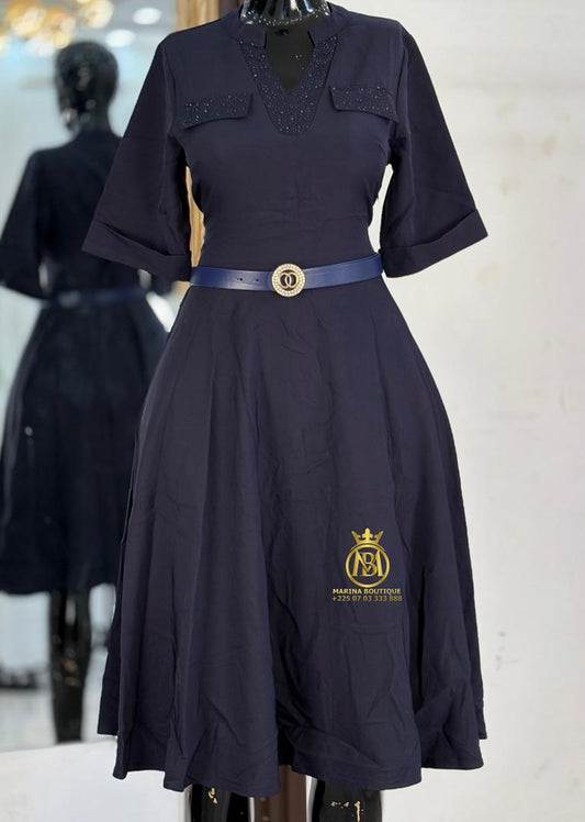 ROBE AUX GENOUX
