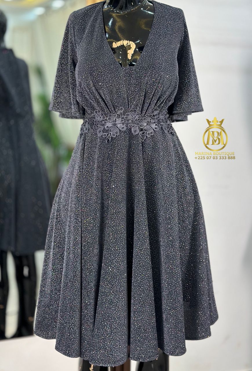ROBES AUX GENOUX