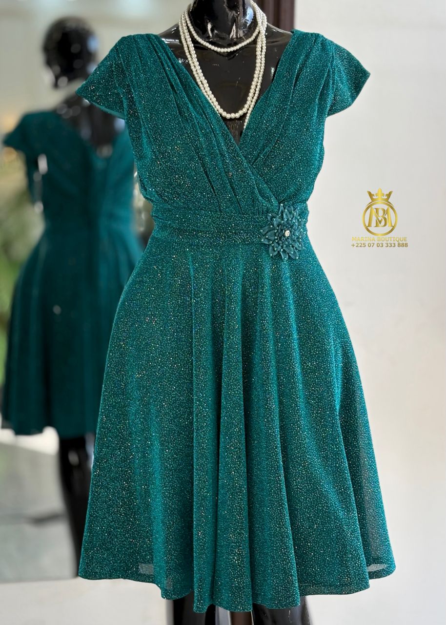 ROBES AUX GENOUX
