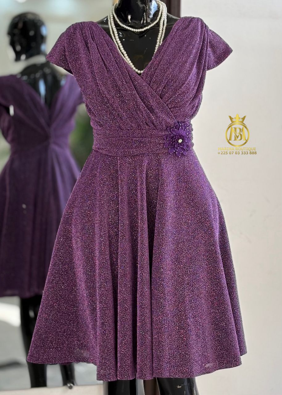 ROBES AUX GENOUX