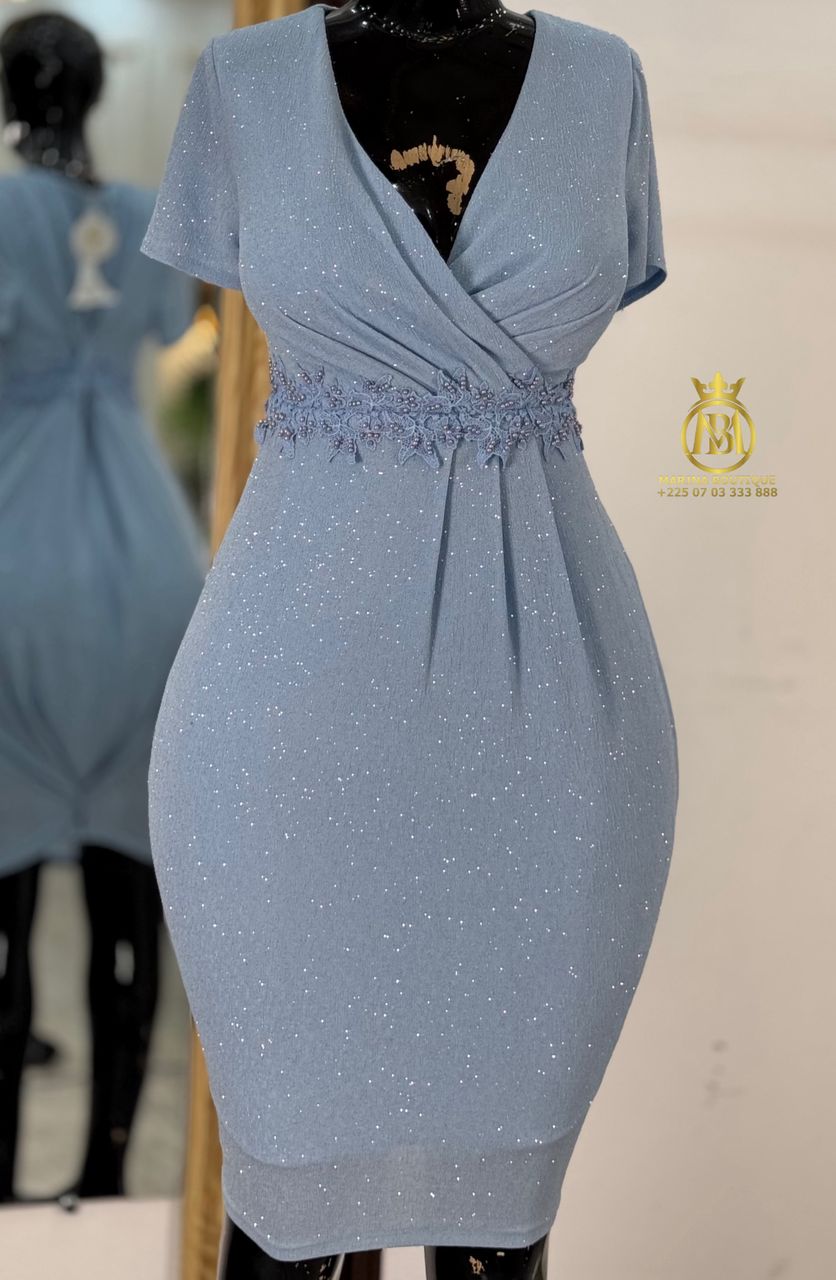 ROBES AUX GENOUX