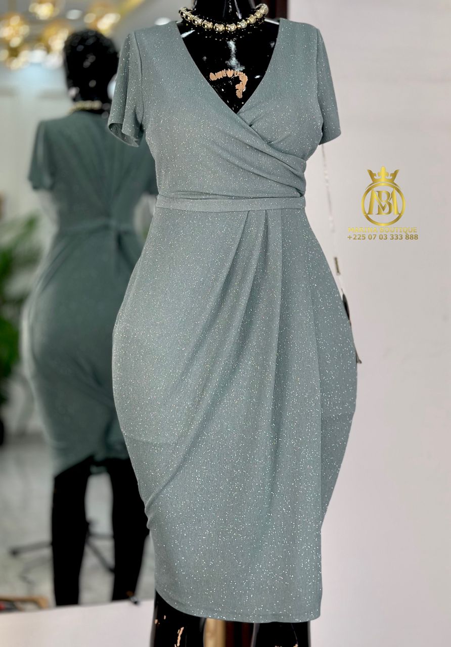 ROBES AUX GENOUX