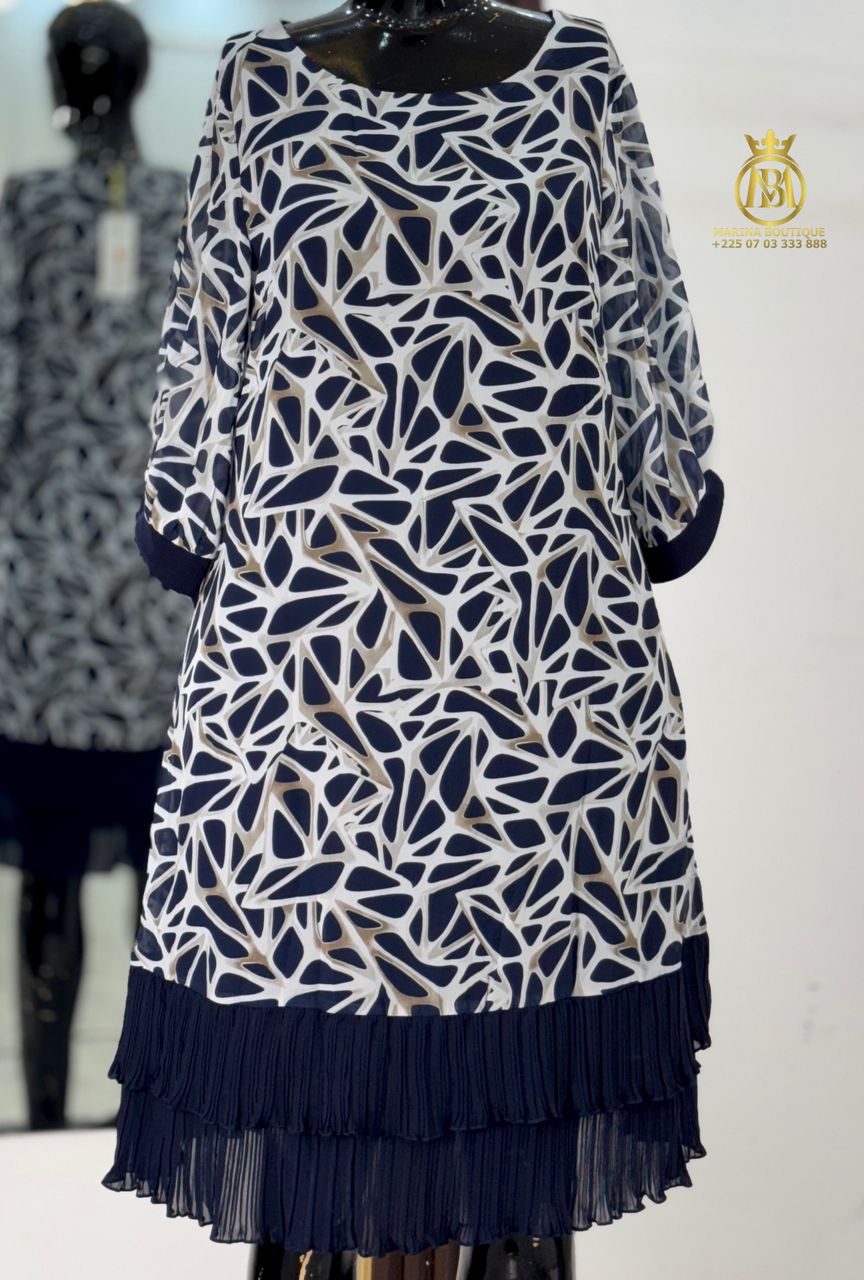 ROBE AUX GENOUX