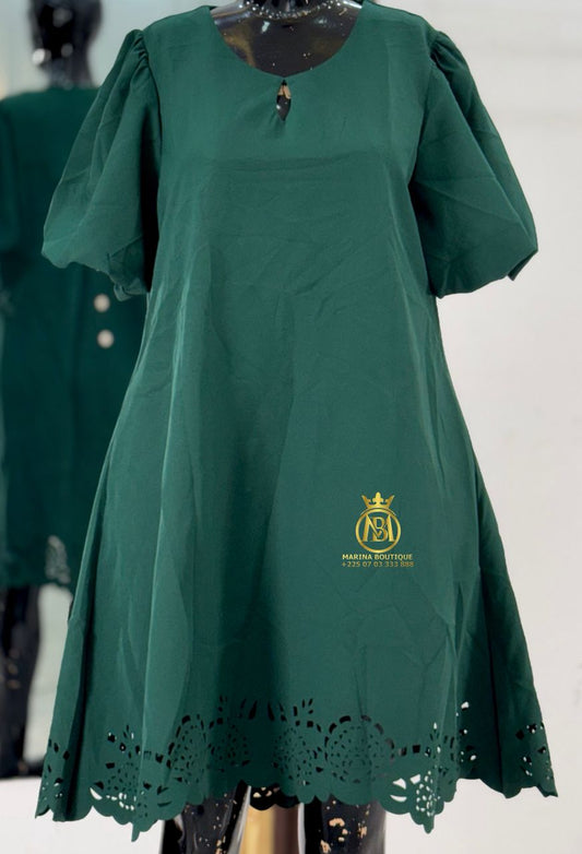 ROBE AUX GENOUX