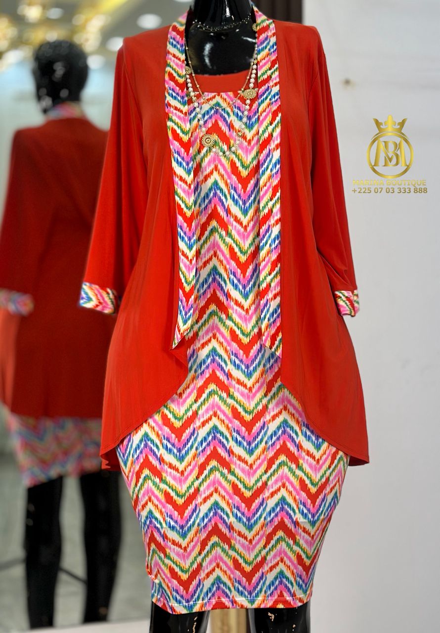 ROBE AUX GENOUX