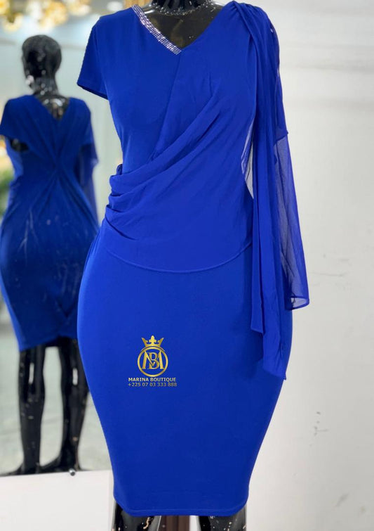 ROBE AUX GENOUX