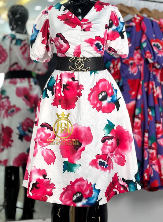 ROBE AUX GENOUX