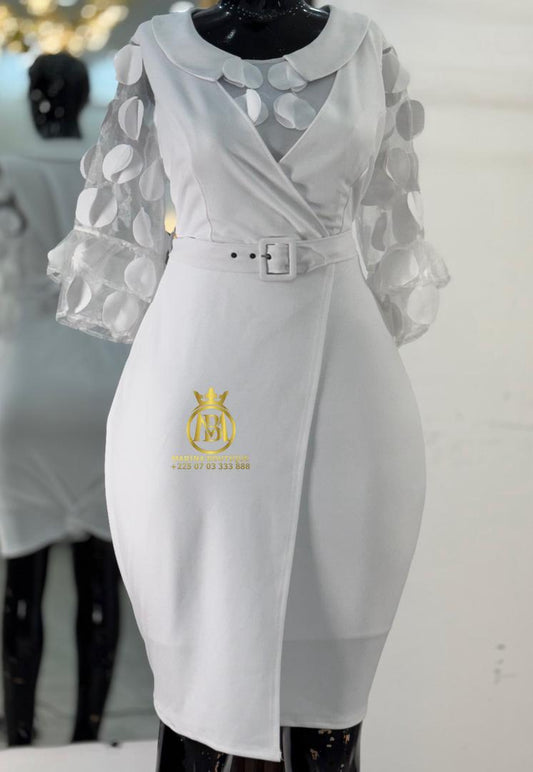 ROBE AUX GENOUX