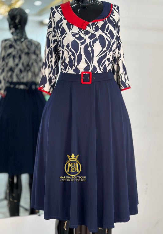 ROBE AUX GENOUX
