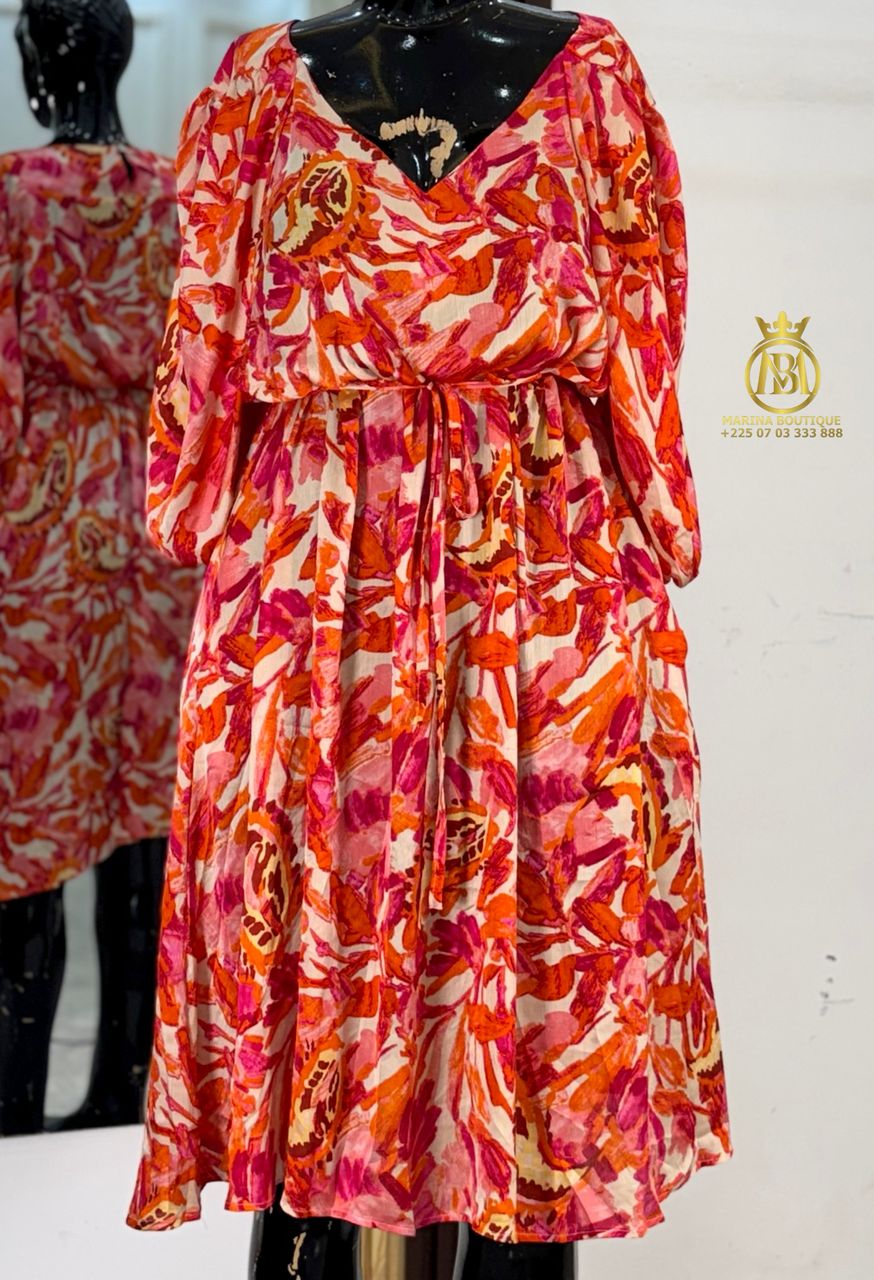 ROBE AUX GENOUX