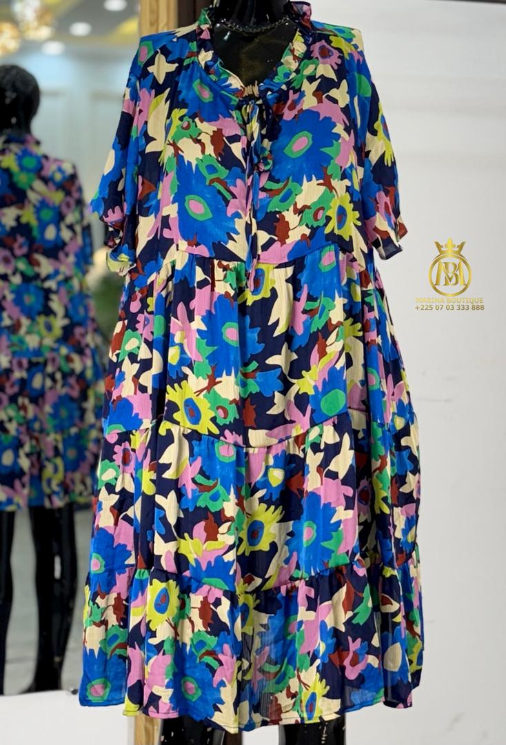 ROBE AUX GENOUX
