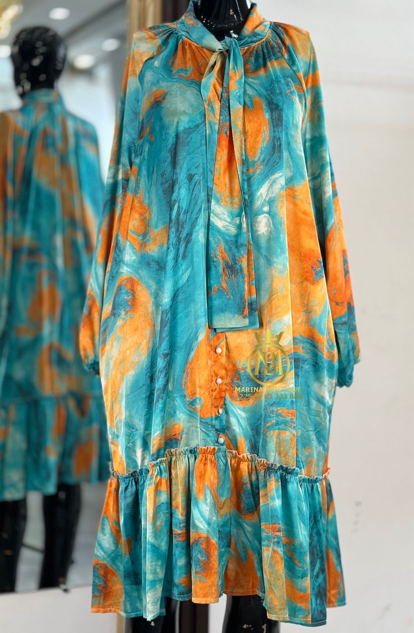 ROBE AUX GENOUX