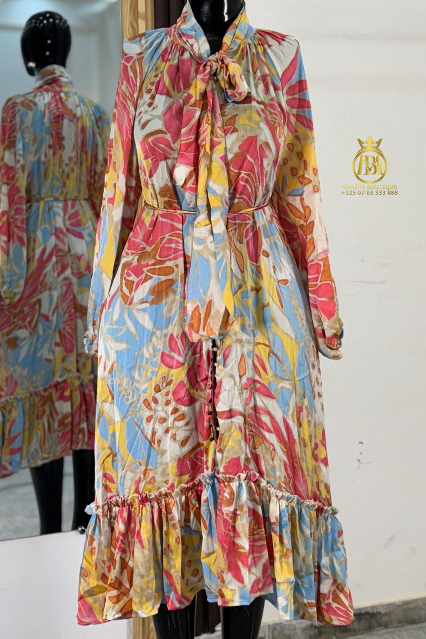 ROBE AUX GENOUX