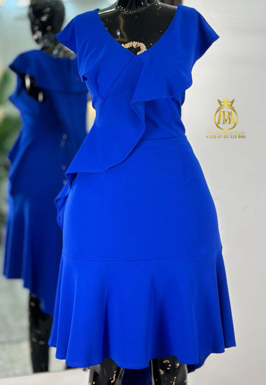 ROBE AUX GENOUX