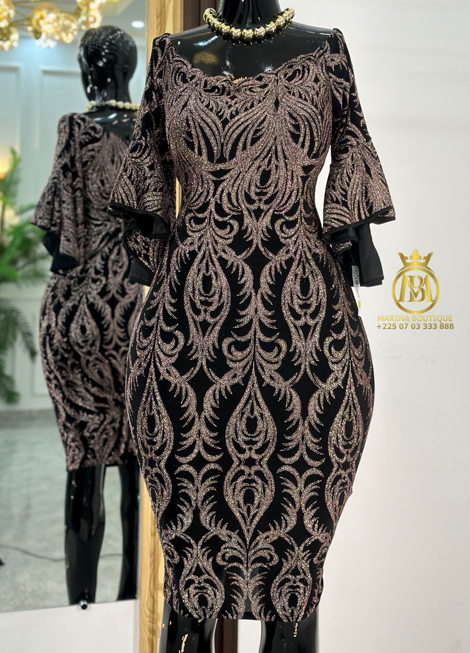 ROBES AUX GENOUX