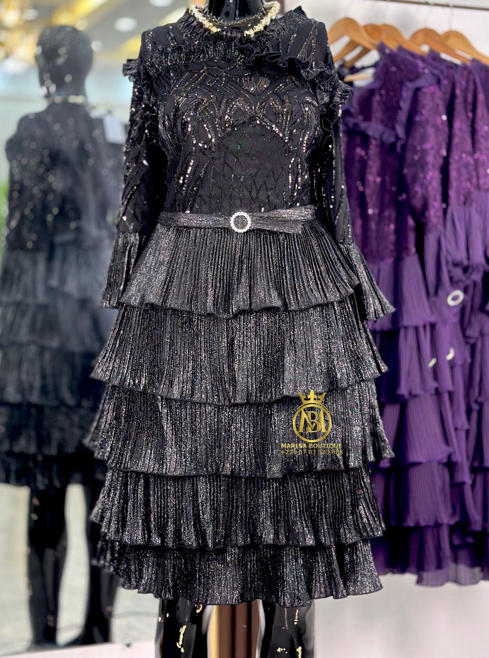 ROBE AUX GENOUX