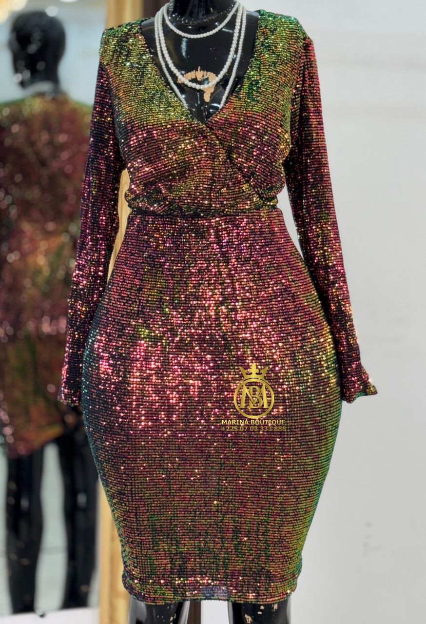ROBE AUX GENOUX