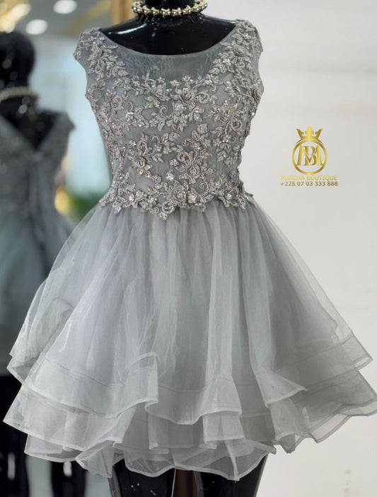 ROBE AUX GENOUX