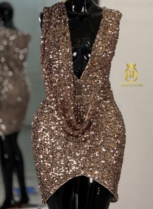 ROBE AUX GENOUX