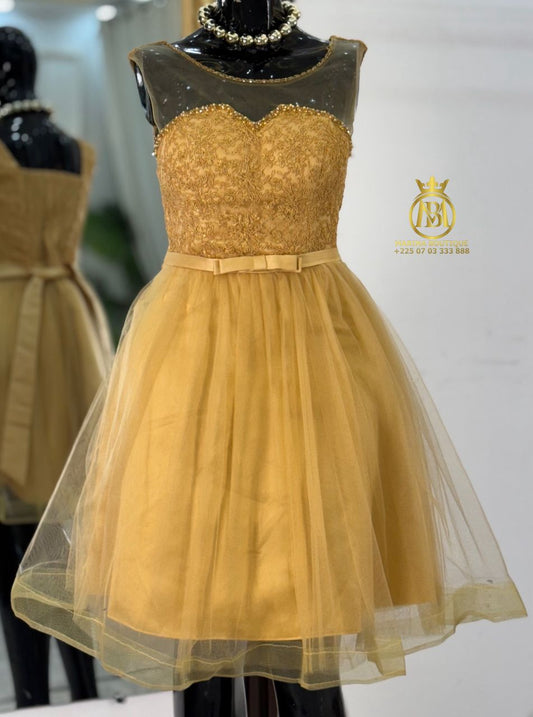 ROBE AUX GENOUX