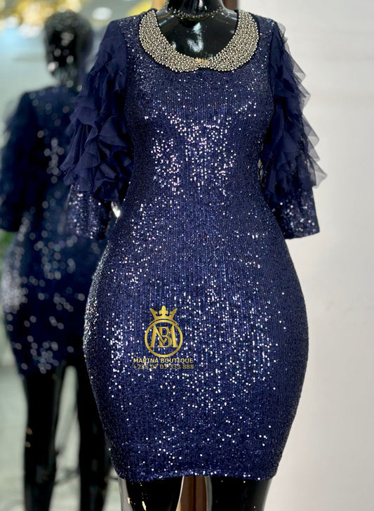 ROBE AUX GENOUX