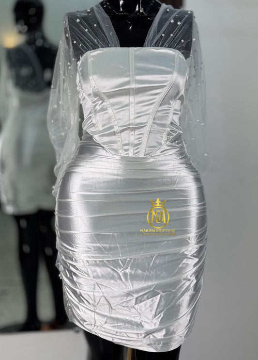 ROBE AUX GENOUX