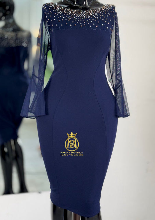 ROBE AUX GENOUX