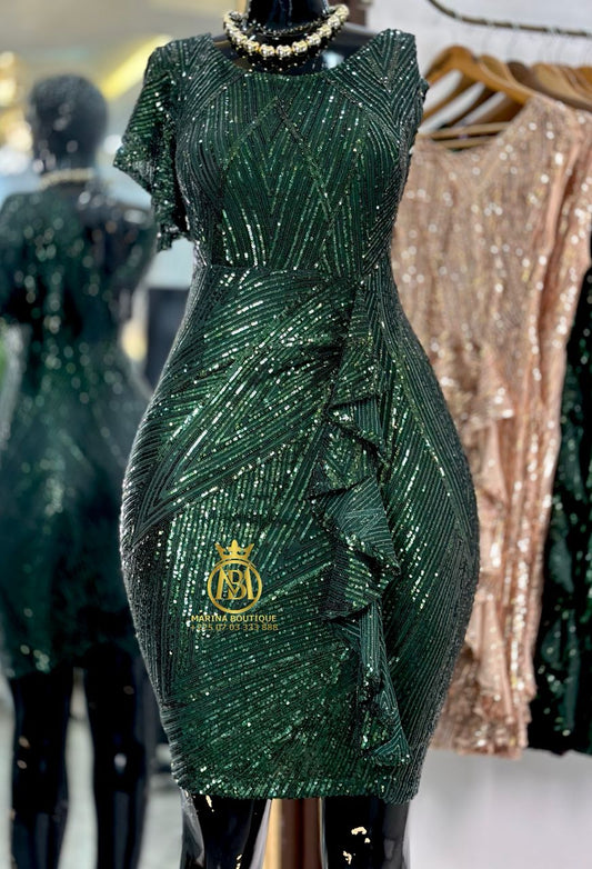 ROBE AUX GENOUX