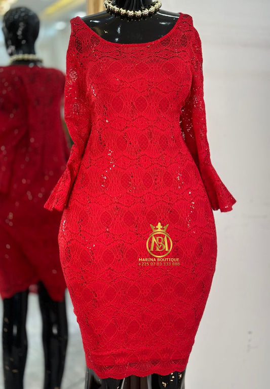 ROBE AUX GENOUX