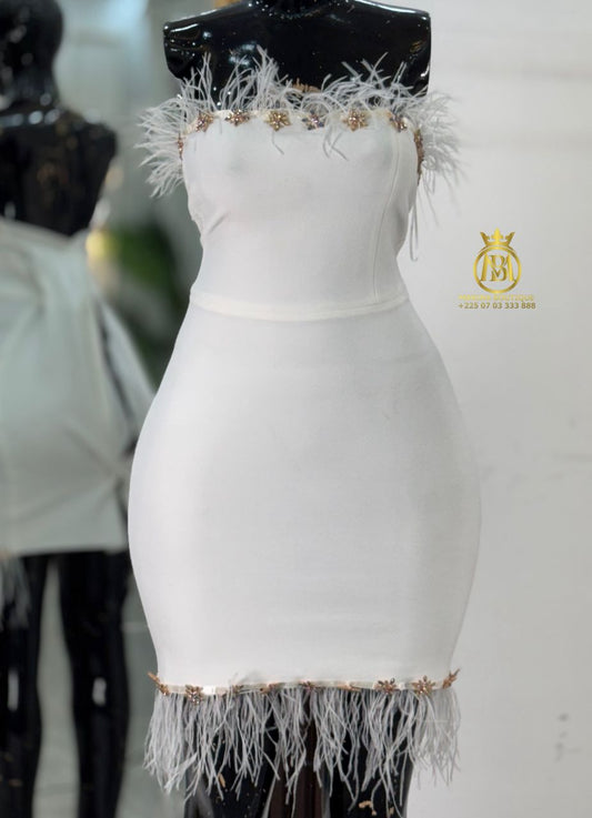 ROBE AUX GENOUX