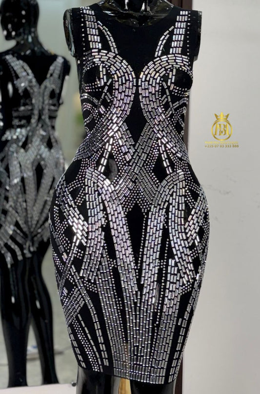 ROBE AUX GENOUX