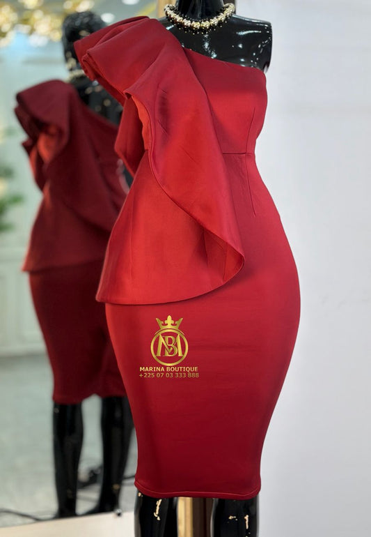 ROBE AUX GENOUX