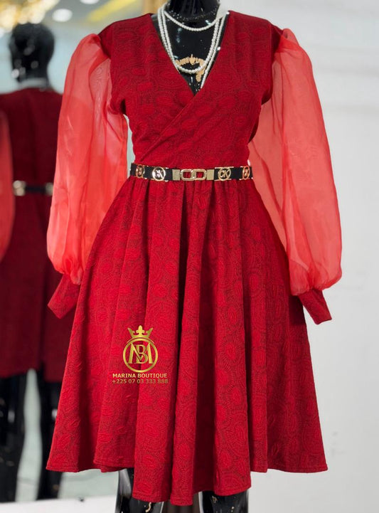 ROBE AUX GENOUX