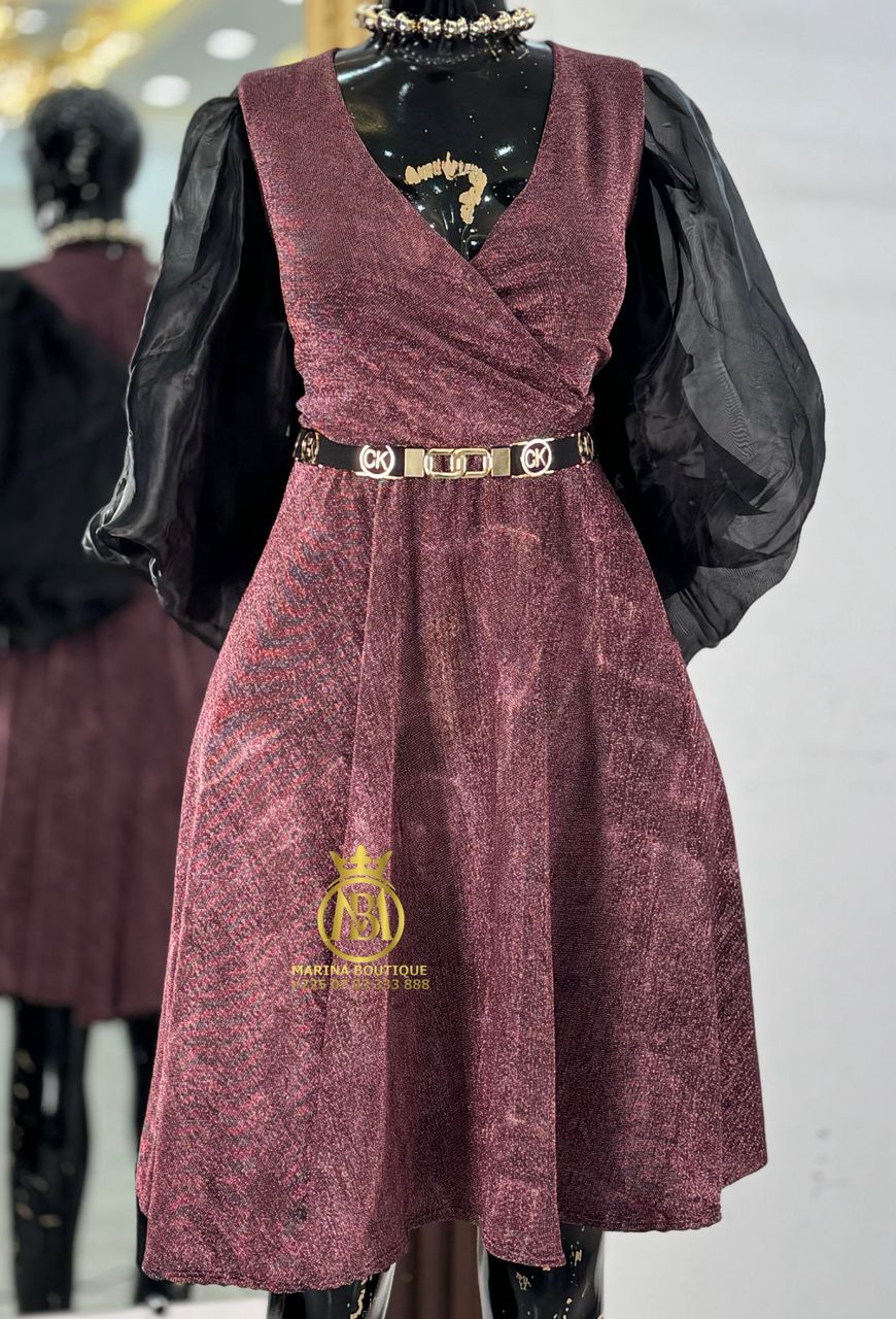 ROBE AUX GENOUX