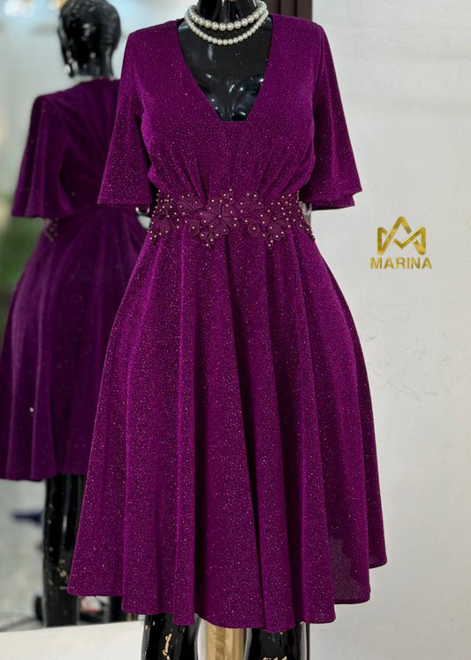 ROBE AUX GENOUX