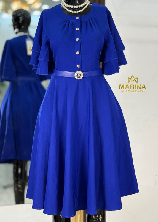 ROBE AUX GENOUX