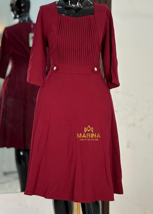 ROBE AUX GENOUX