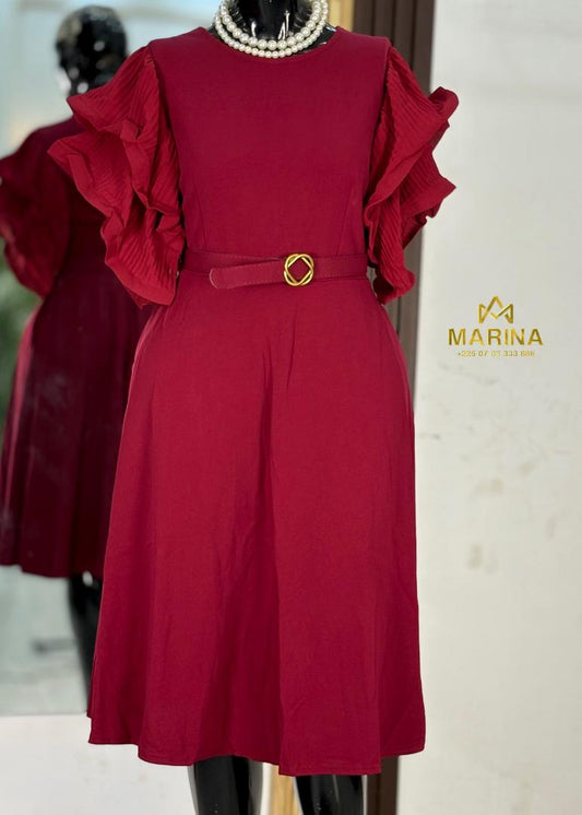 ROBE AUX GENOUX