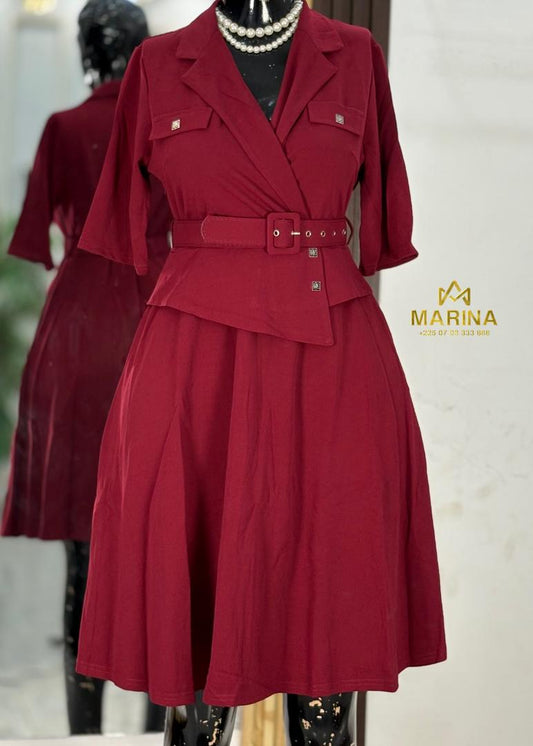 ROBE AUX GENOUX