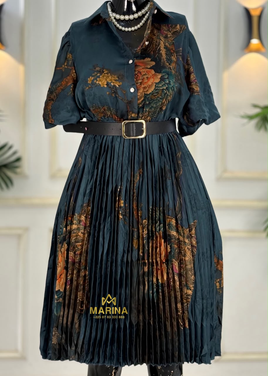ROBE AUX GENOUX
