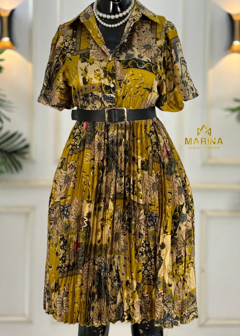 ROBE AUX GENOUX