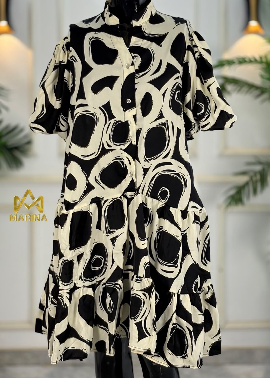 ROBE AUX GENOUX