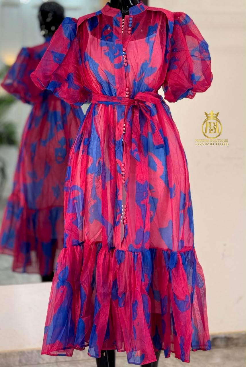 ROBE AUX GENOUX