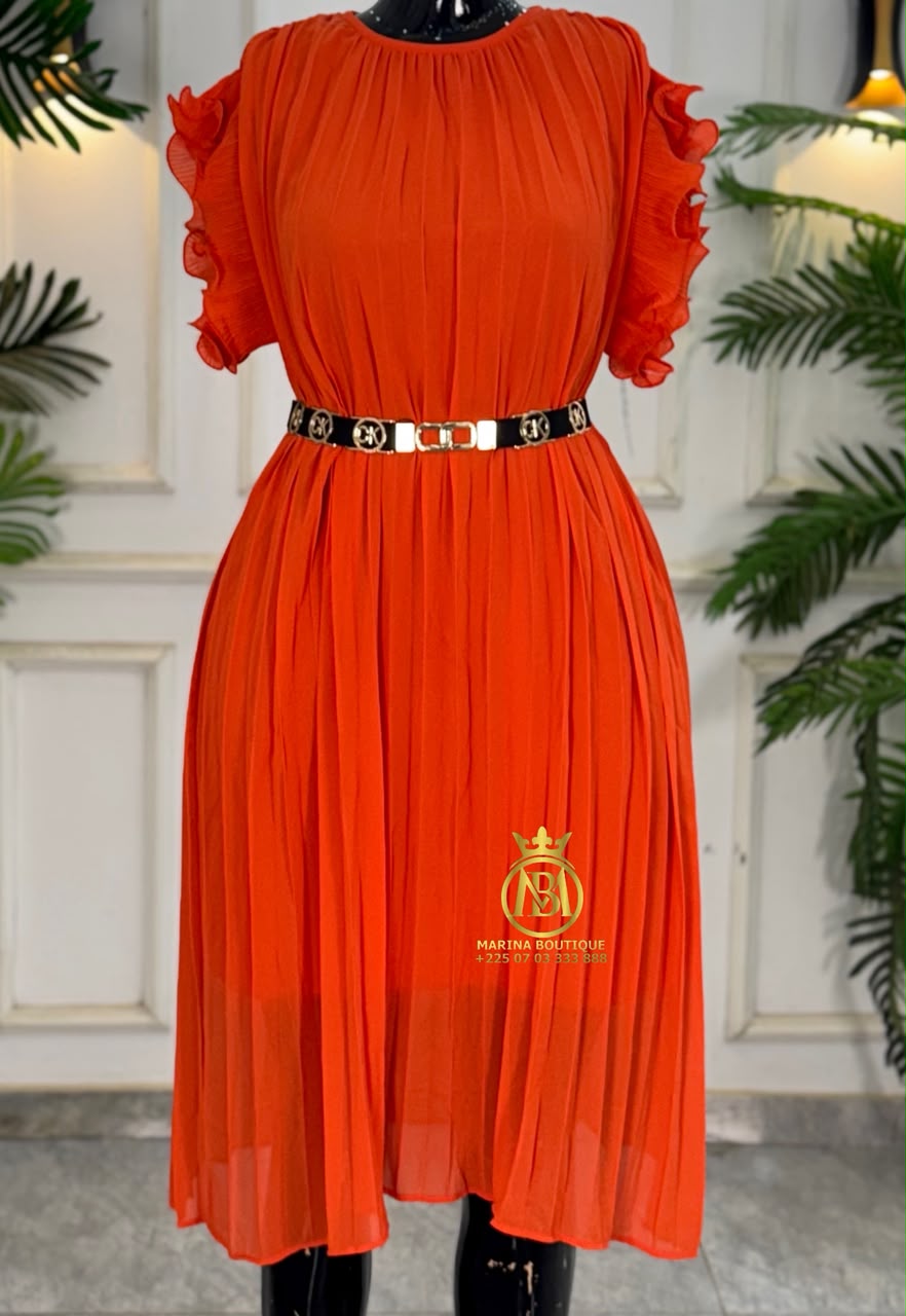 ROBE AUX GENOUX
