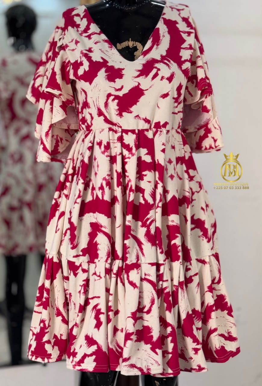 ROBE AUX GENOUX