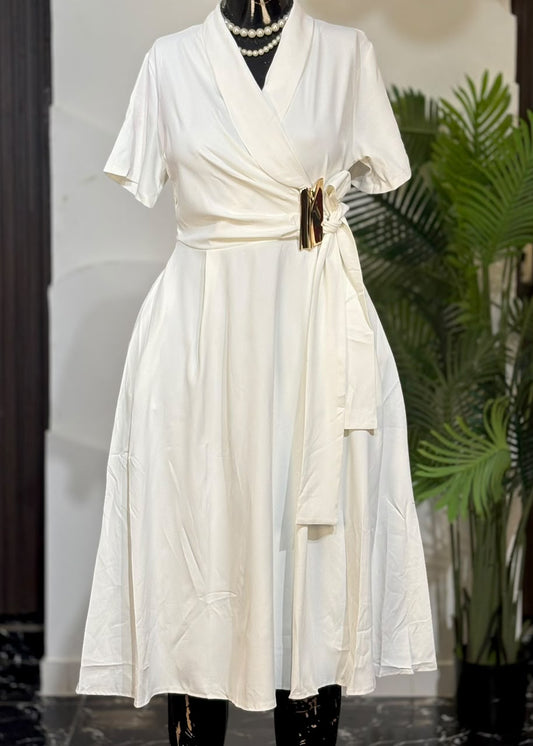 ROBE AUX GENOUX
